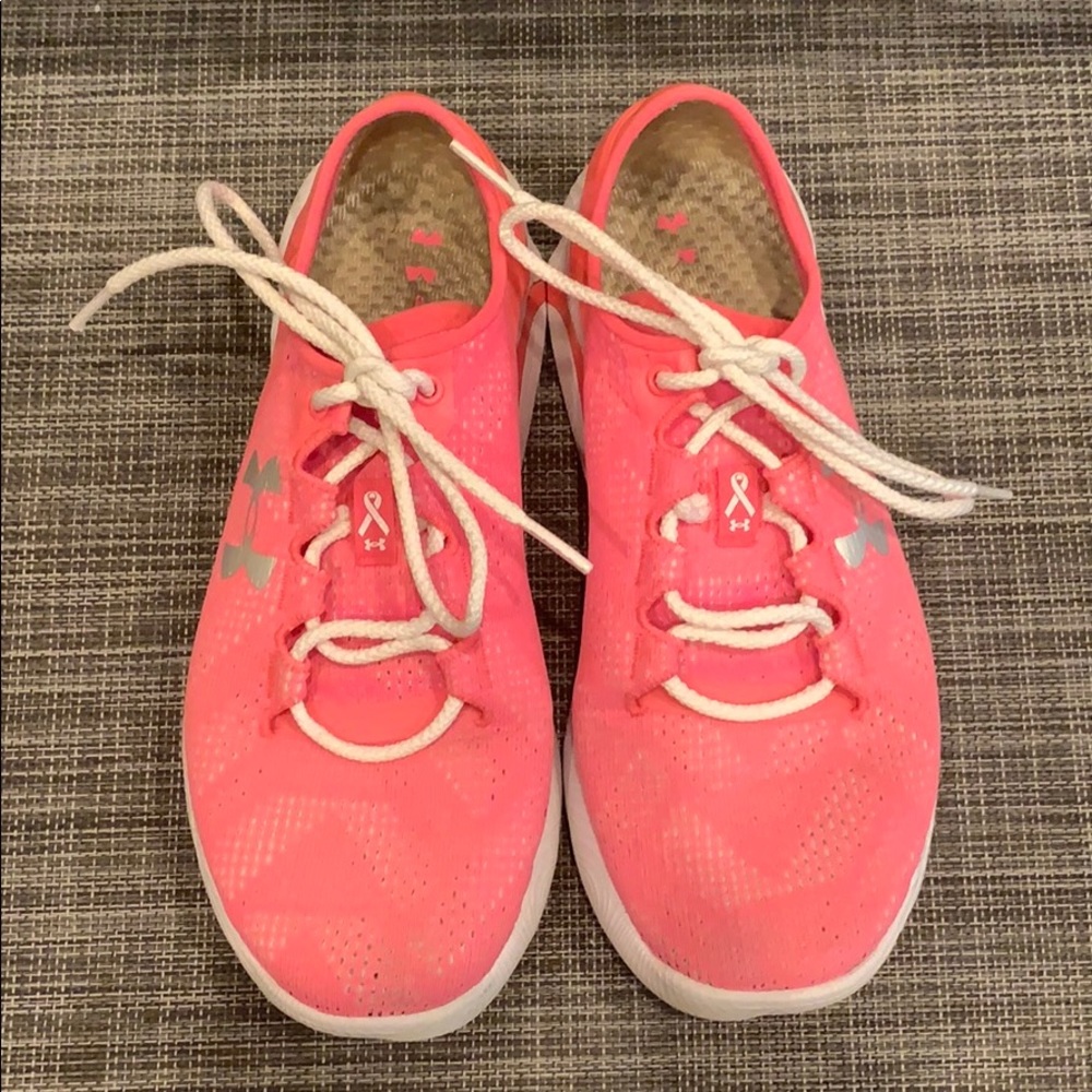 Under armour tennis shoes